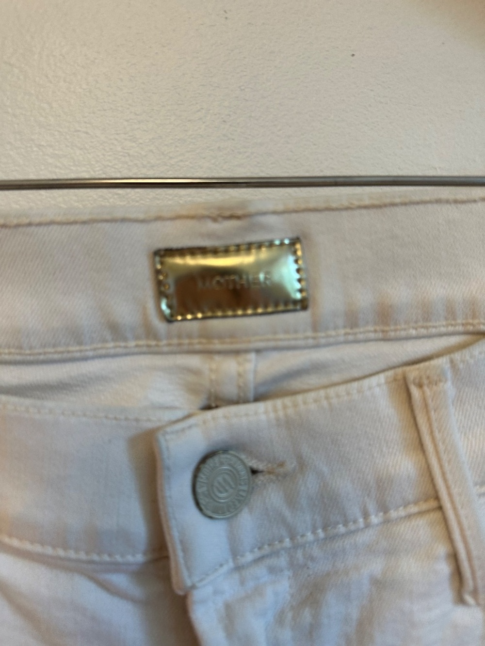 Mother The Dropout Jeans in Whipping Cream Wash | Size 26 - Picture 3 of 10